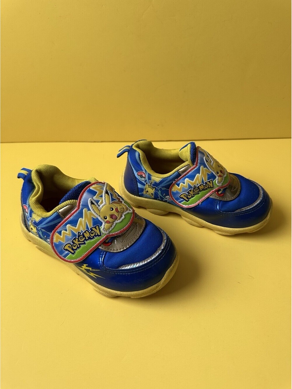 Vtg Pokémon Sneakers Kids Size 26 (9.5) Made In Taiwan - Picture 4 of 7